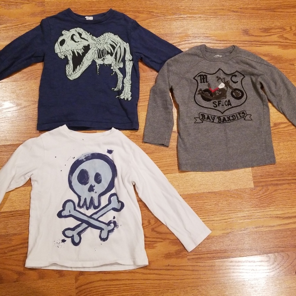 3- 4T long sleeve Gap shirts